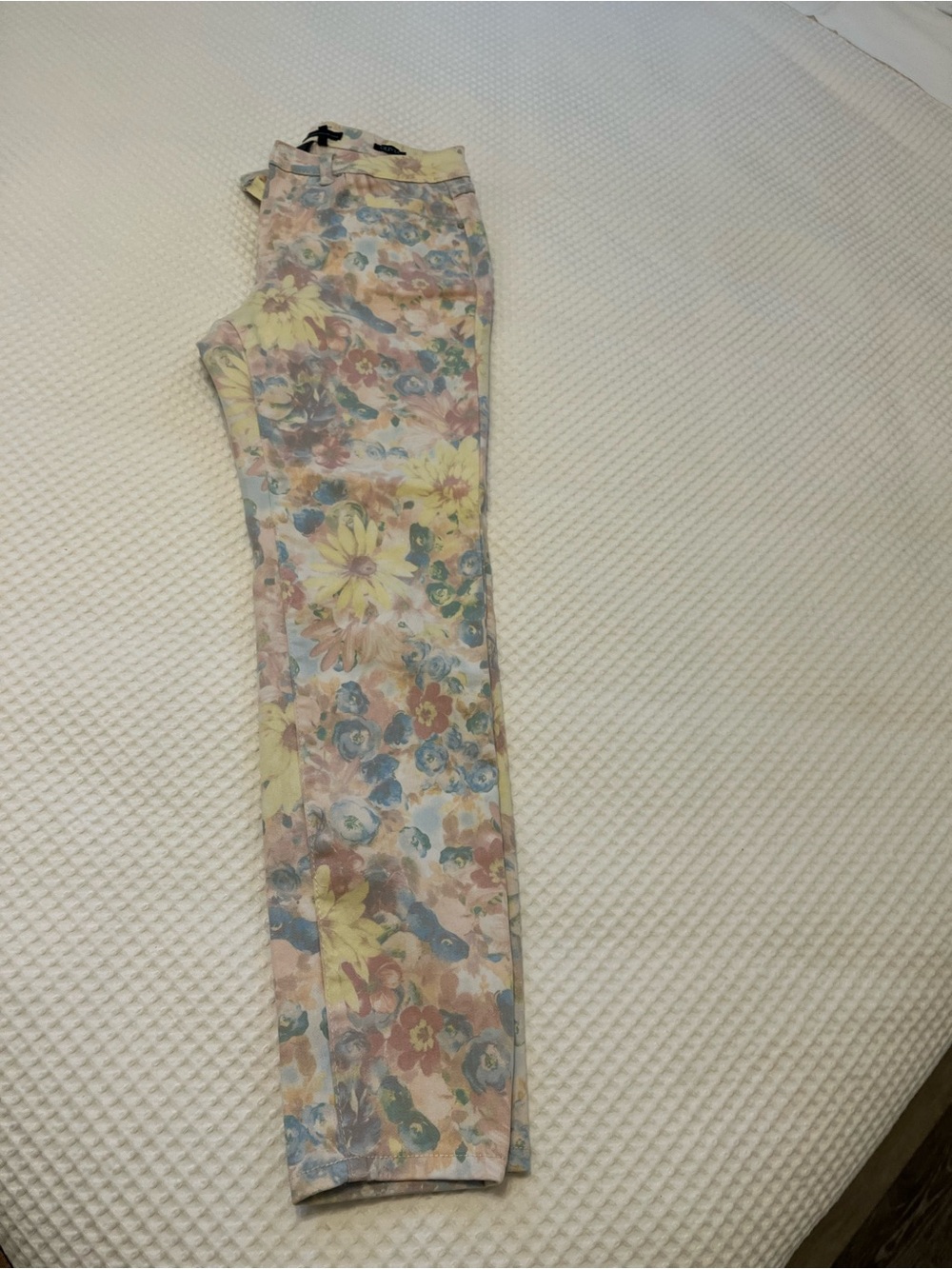 Women's Skinny Floral Jeans in Pastel Multi